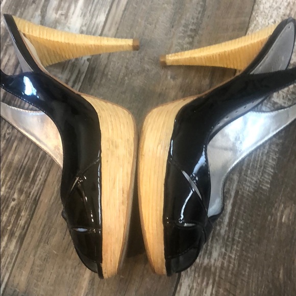 Patent black peep toe heels BCBG 7.5 - Picture 5 of 7